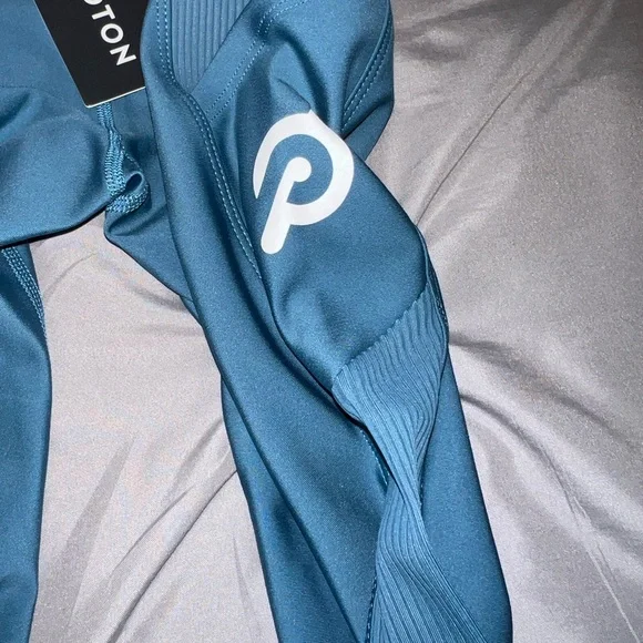 Peloton Blue Leggings. NWT. Size medium - Picture 5 of 5